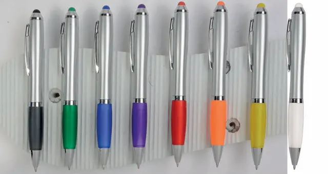 Plastic twist pen