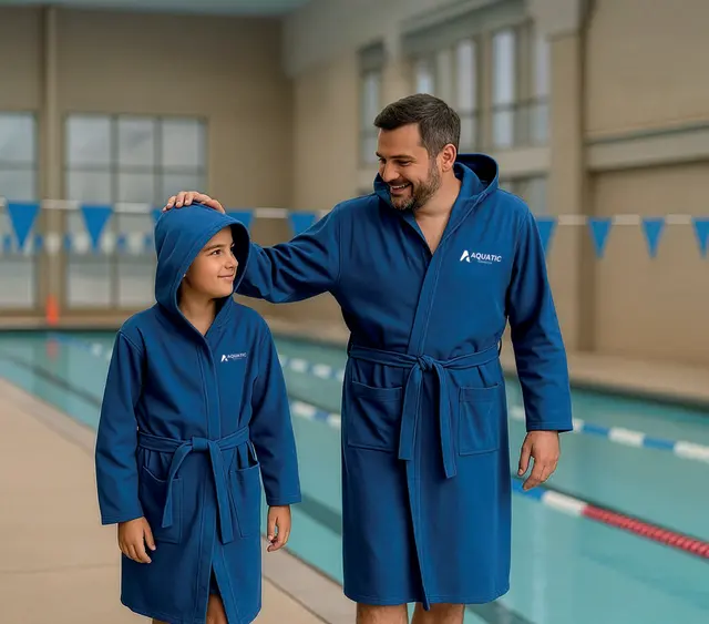 Ultra-absorbent microfiber bathrobe. Junior