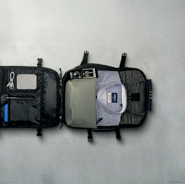 Travel backpack with laptop holder (15”) in 600D polyester