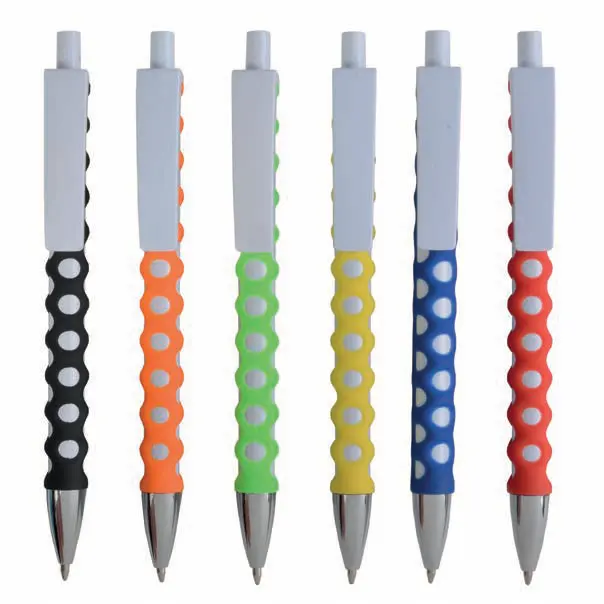 Plastic retractable pen