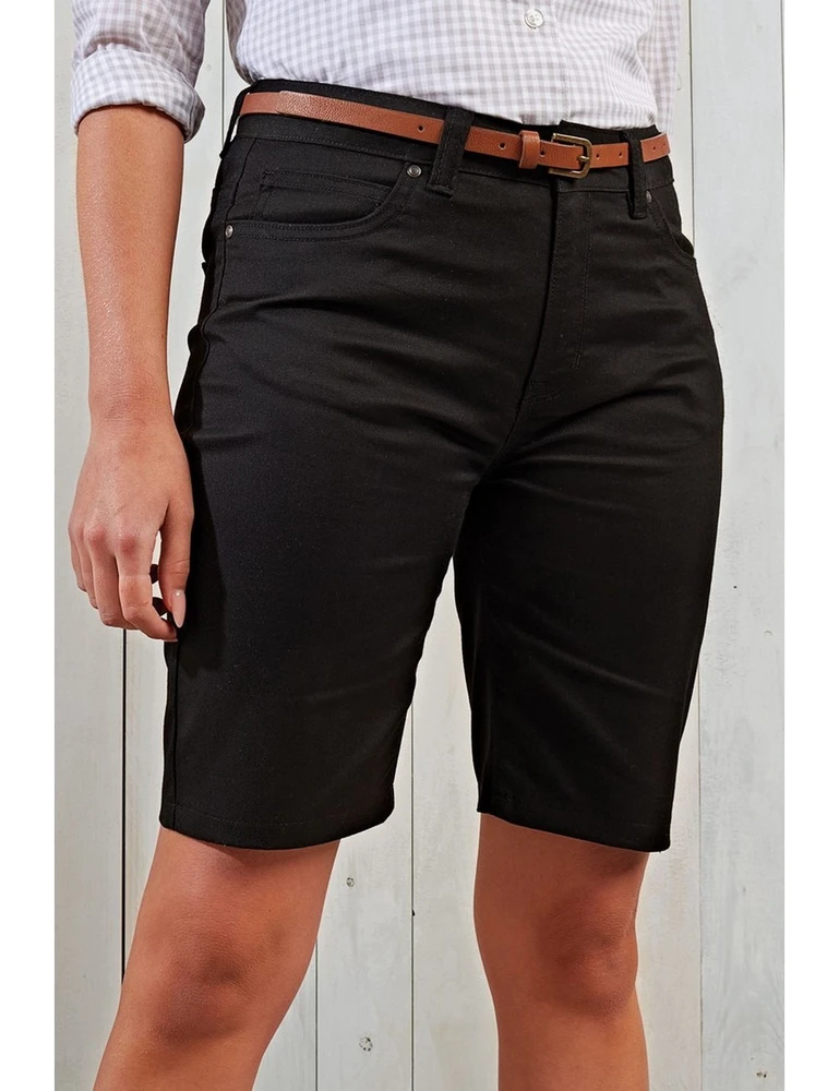 PR572 · Women's Performance Chino Shorts
